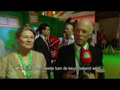 Video: Charlene de Carvalho-Heineken Nilai Bersih: Wiki, Berkahwin, Keluarga, Perkahwinan, Gaji, Adik Beradik