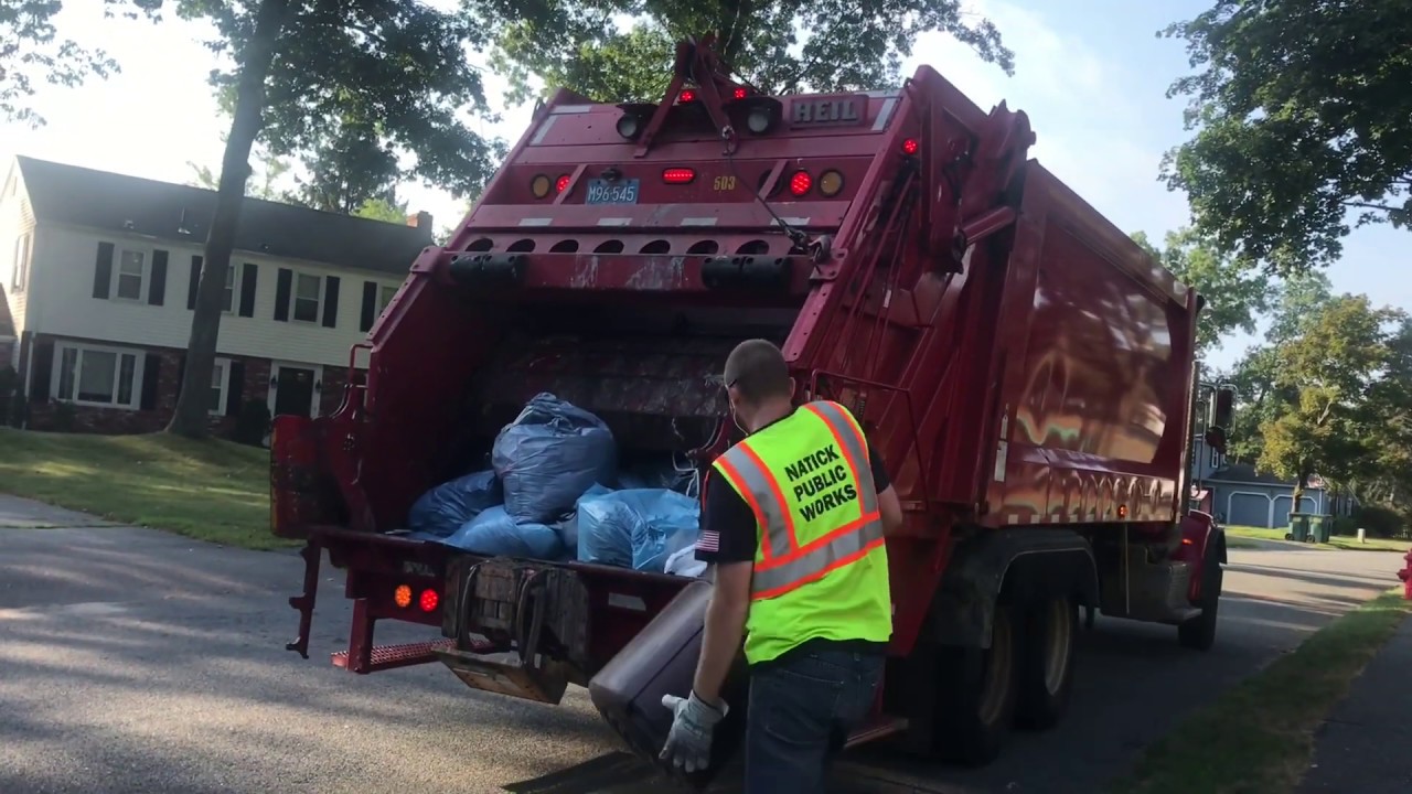 (20,000 Subscribers!) Natick, Ma DPW 503 Peterbilt 367 Heil PowerTrak