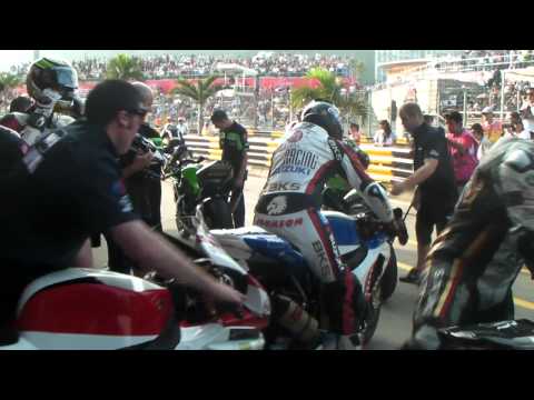 Macau Grand Prix Pit-Lane Action (7)