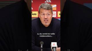 Oscar García raakt in discussie tijdens de persconferentie! 🗣️👀 #Ajax #Amsterdam #Eredivisie