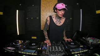 Download Lagu Sara Delirio - Dj set Techno - 442 - Riöt.scampia MP3
