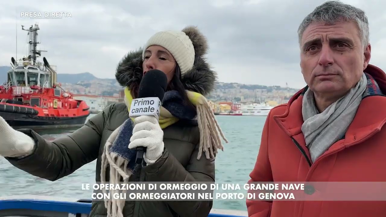 PRESA DIRETTA - LE OPERAZIONI DI ORMEGGIO DI UNA GRANDE NAVE CON LGI ORMEGGIATORI NEL PORTO DI GENOV