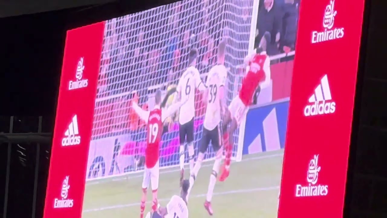 Arsenal 3 Man Utd 2 - Emirates Atmosphere post match