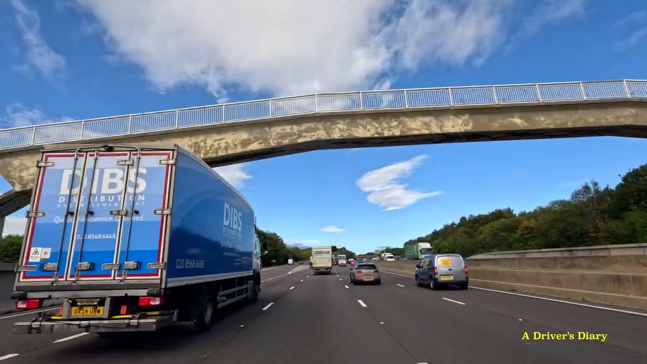 Scenic M1 Motorway Drive From Welcome Break Services Junction 33 to M1 Junction 41 in 4K