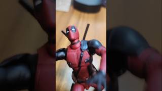 Y si este soy yo... #collector #crosover #deadpool #humor #risas #figuras #malasuerte #unboxing