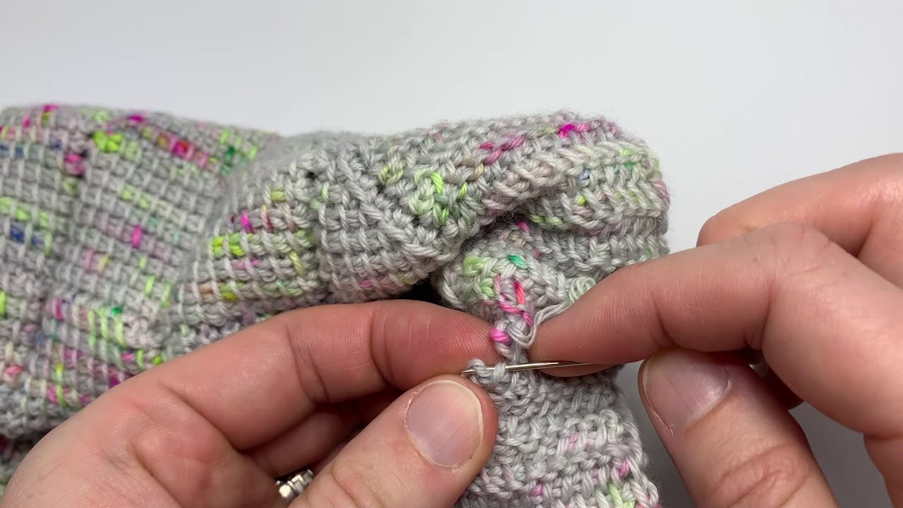 Sew a Tunisian crochet seam - raw edge to foundation row