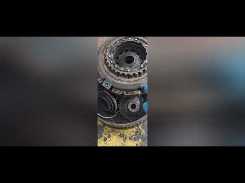 Renault Megane 4 araç bağırıyor gitmiyor