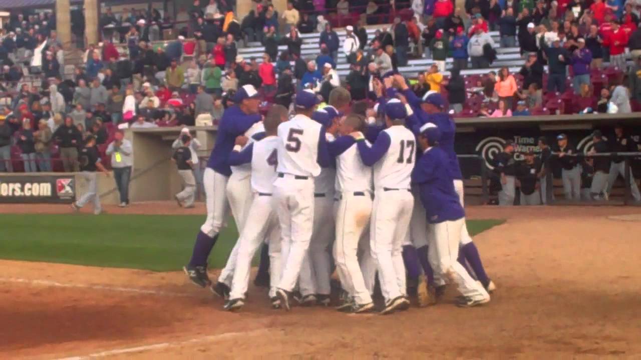 UWSP Baseball Battles in the Division III World Series YouTube