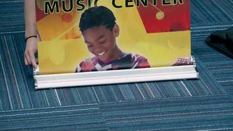 24" Pro-Series Retractable Banner Stand: Compact Setup & Graphics Guide