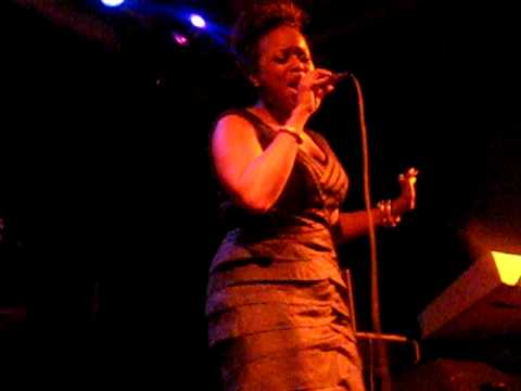 I'm Okay by Chrisette Michele Live@Paradiso Amster...