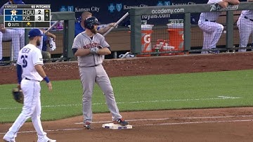 HOU@KC: McCann laces an RBI single to right