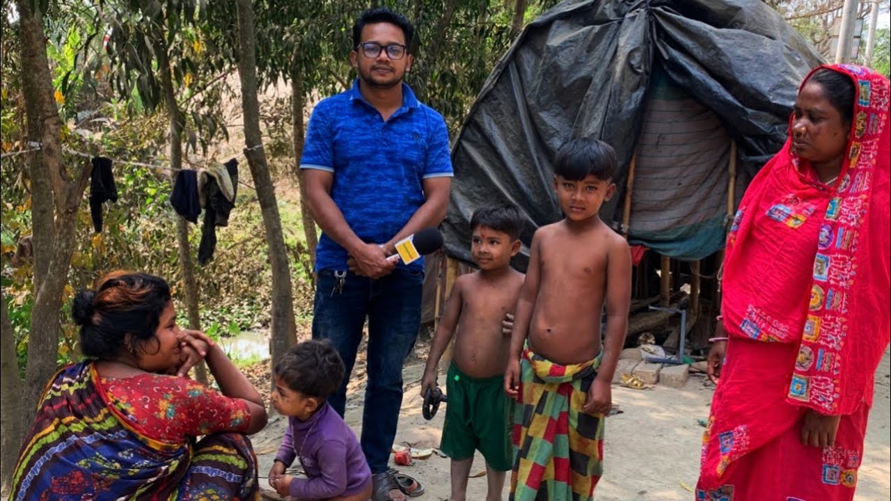 আমাদের অনেক ক/স্ট হয় আমাদের কেউ দেখে না। 