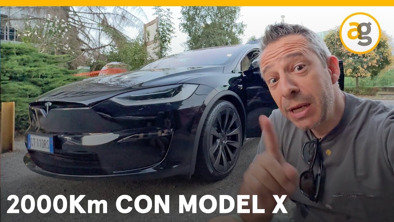 SU e GIU' PER L'ITALIA con TESLA MODEL X