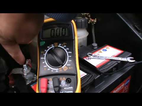 Vidéo: Qu'est-ce qui décharge la batterie de ma voiture lorsqu'elle est éteinte ?