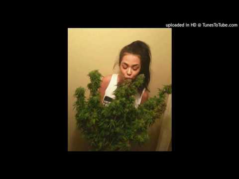 აზრი არ აქვს აქ ვინ რით იკაიფებს ))))))))))))))