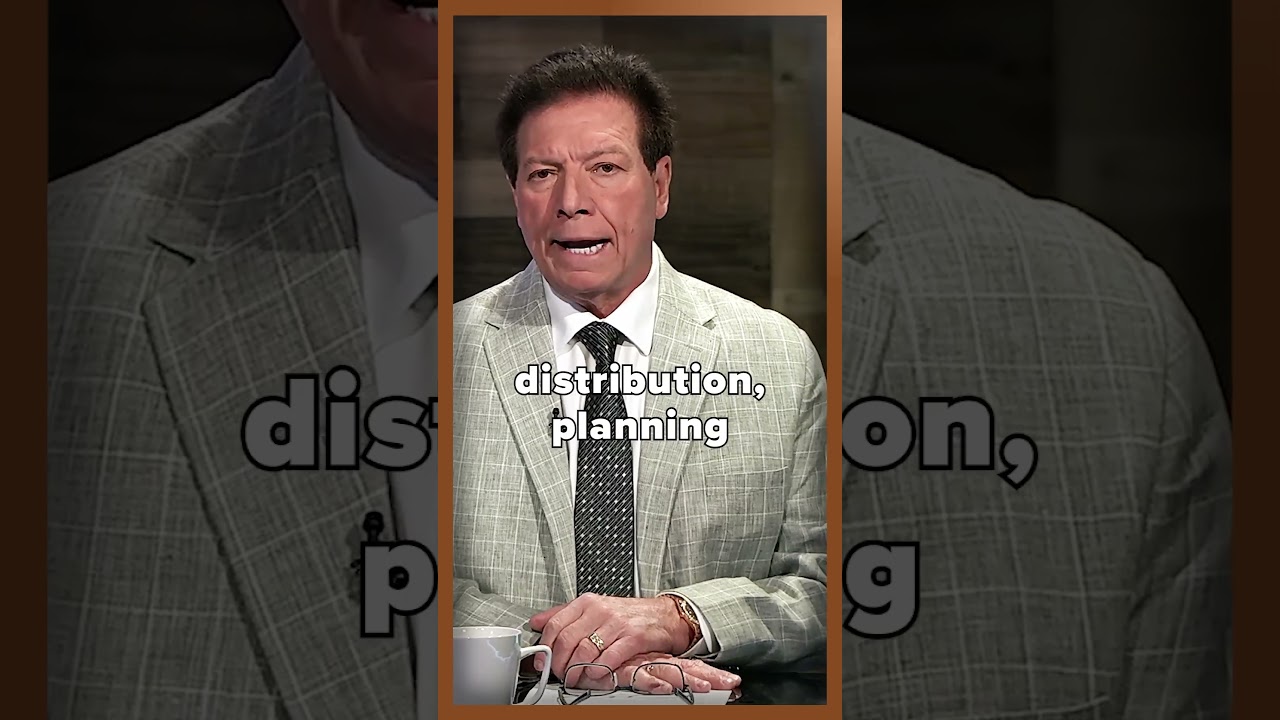 Are You Using the WRONG Type of Financial Advisor? #financialplanning #money #retirement #shorts
