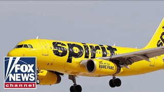Trump weighs wartime act to save Spirit Airlines