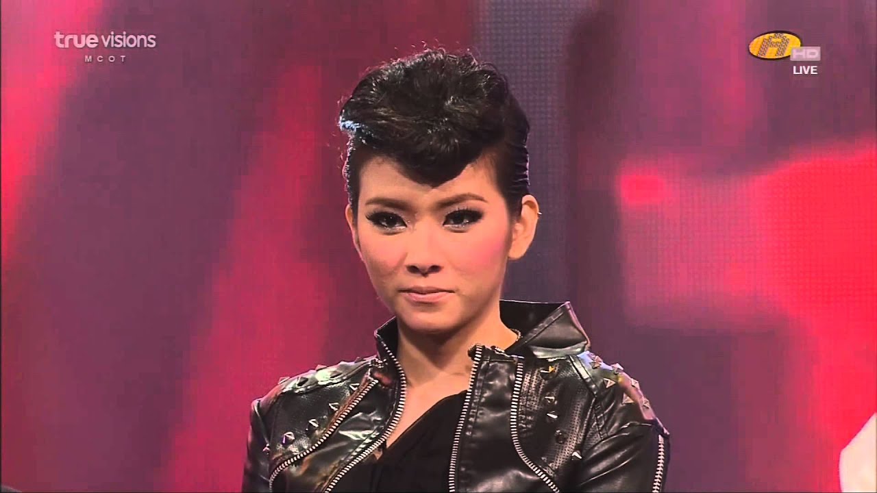 นัน V22 @ Concert True AF10 Week6_My Weakness # 3 Aug 2013