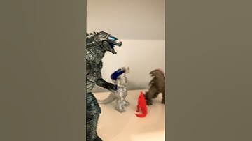 Beginners class #subscribe #actionfigures #godzilla #kaiju #memes #funny #toys @bzi11a