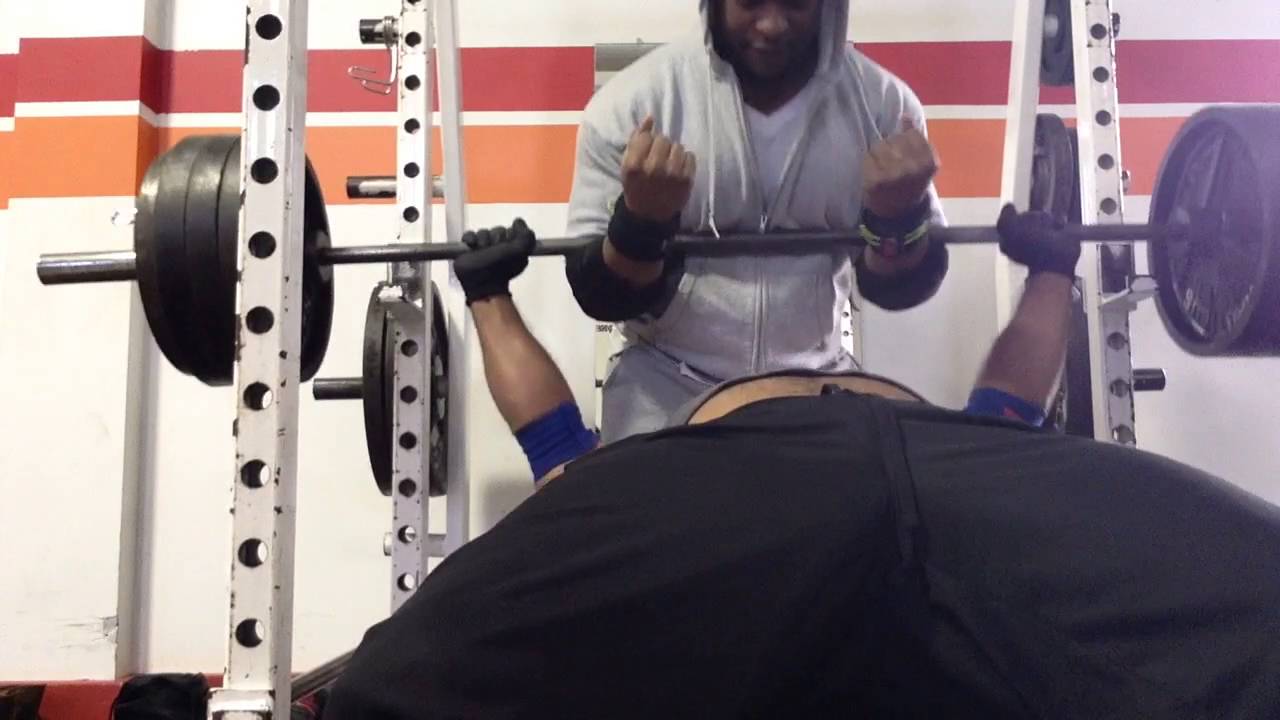 NEW PR! Pause rep 390lbs - YouTube