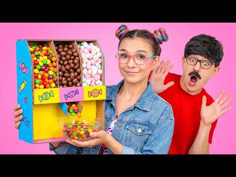 COOL DIY CARDBOARD VENDING MACHINE FOR CANDY || School Crafts & Cute DIY Ideas by 123 GO!