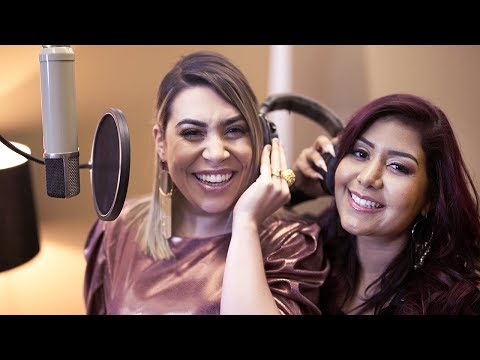 Ver Priscila Senna, Naiara Azevedo - Cachorro Combina Com Cadela en YouTube