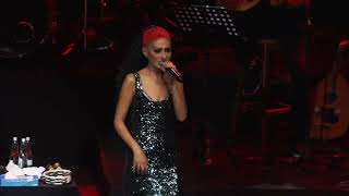 Yıldız Tilbe - Çat Kapı - (Harbiye Açık Hava Konseri)