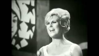 DUSTY SPRINGFIELD - &quot;I Can&#39;t Hear You No More&quot; (with Martha Reeves &amp; The Vandellas)