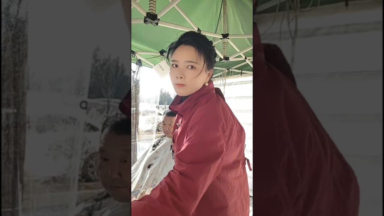 The white sandbank, the gentle waves caressing