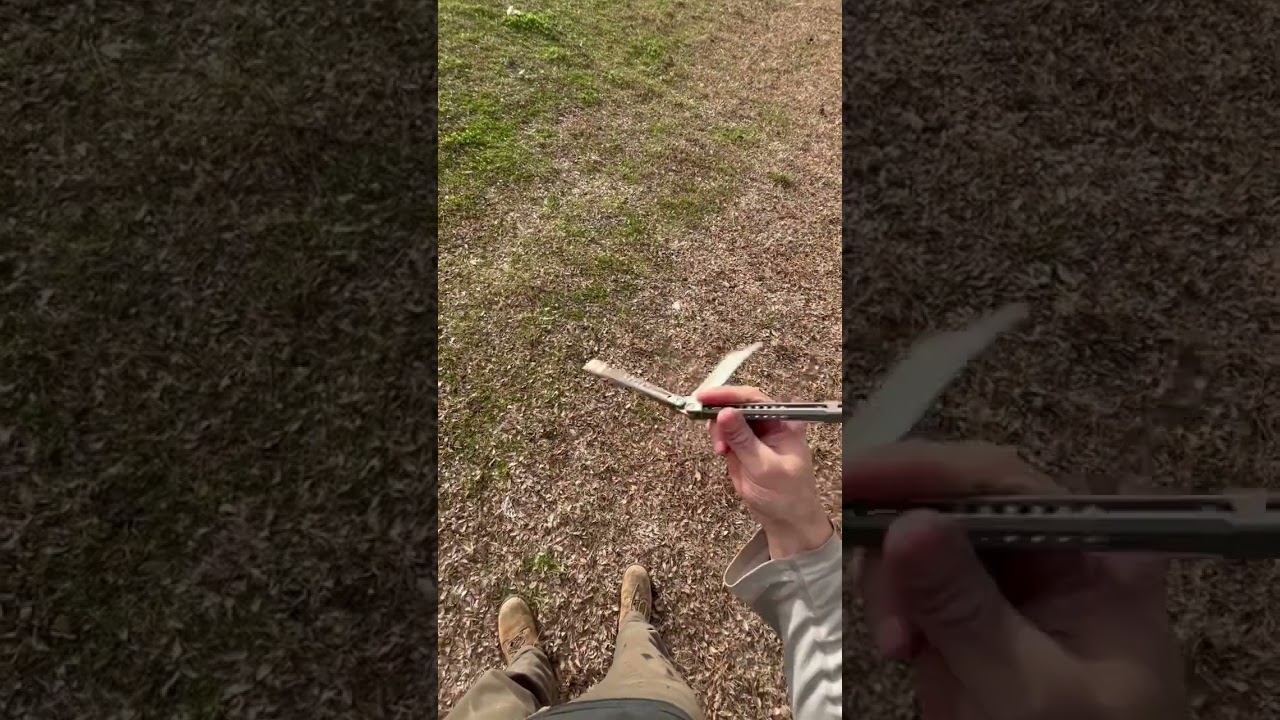 Smooth live blade flipping 