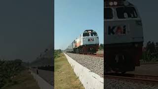 CC 206 13 99 BD βοΈ KA 9 Argo Wilis Panoramic (Surabaya Gubeng-Bandung) π CC 206 13 99 BD βοΈ KA 9 Argo Wilis Panoramic (Surabaya Gubeng-Bandung) π
