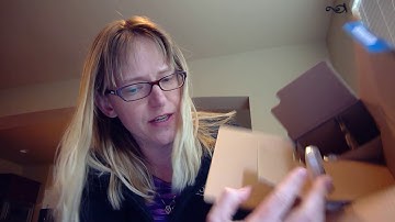 The Panasonic KX-HNC300 Long-Range Baby Monitor Unboxing