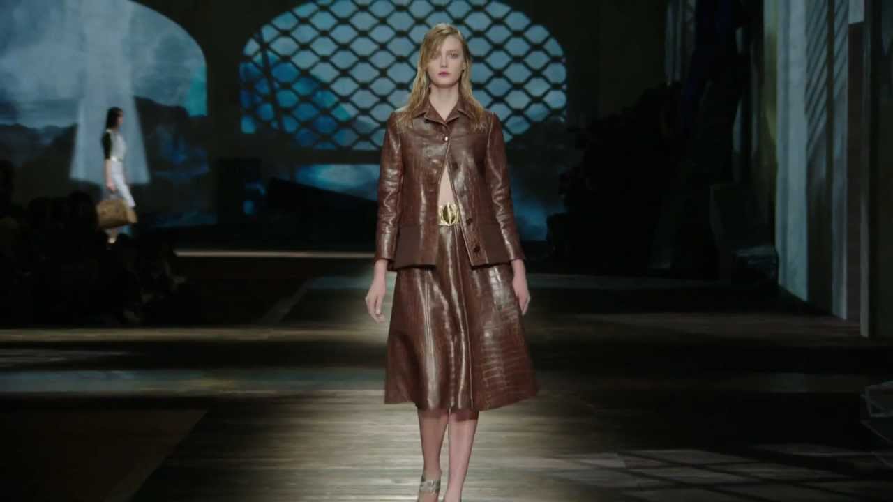 Prada Fall/Winter 2013 Womenswear Show #43