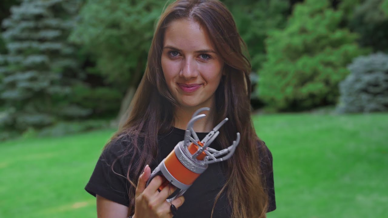 'Pupsule': a pill-shaped, non-contact waste disposal solution for dog parents