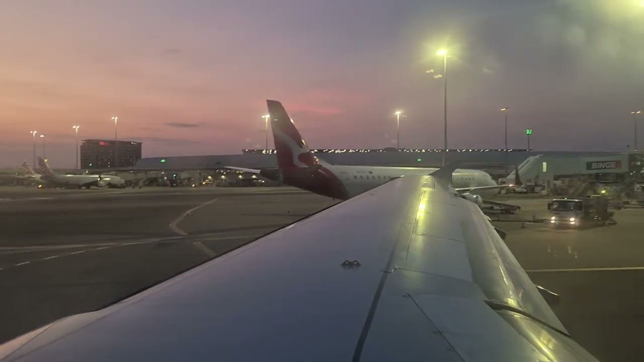 JetStar A320 taxi and takeoff from BNE