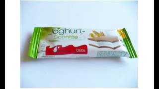 KINDER JOGHURT SCHNITTE:  CHILLED CAKE WITH YOGHURT CREAM