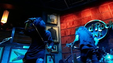 FOSSILS Live @ Hard Rock Cafe Pune #Hasnuhana #EklaGhar #AroEkbar