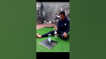 Vua lật chai nước trong team PHD là ai?