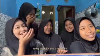 SMP Islam Tirtakencana-How to make a sandwich (English exercise, procedure text)