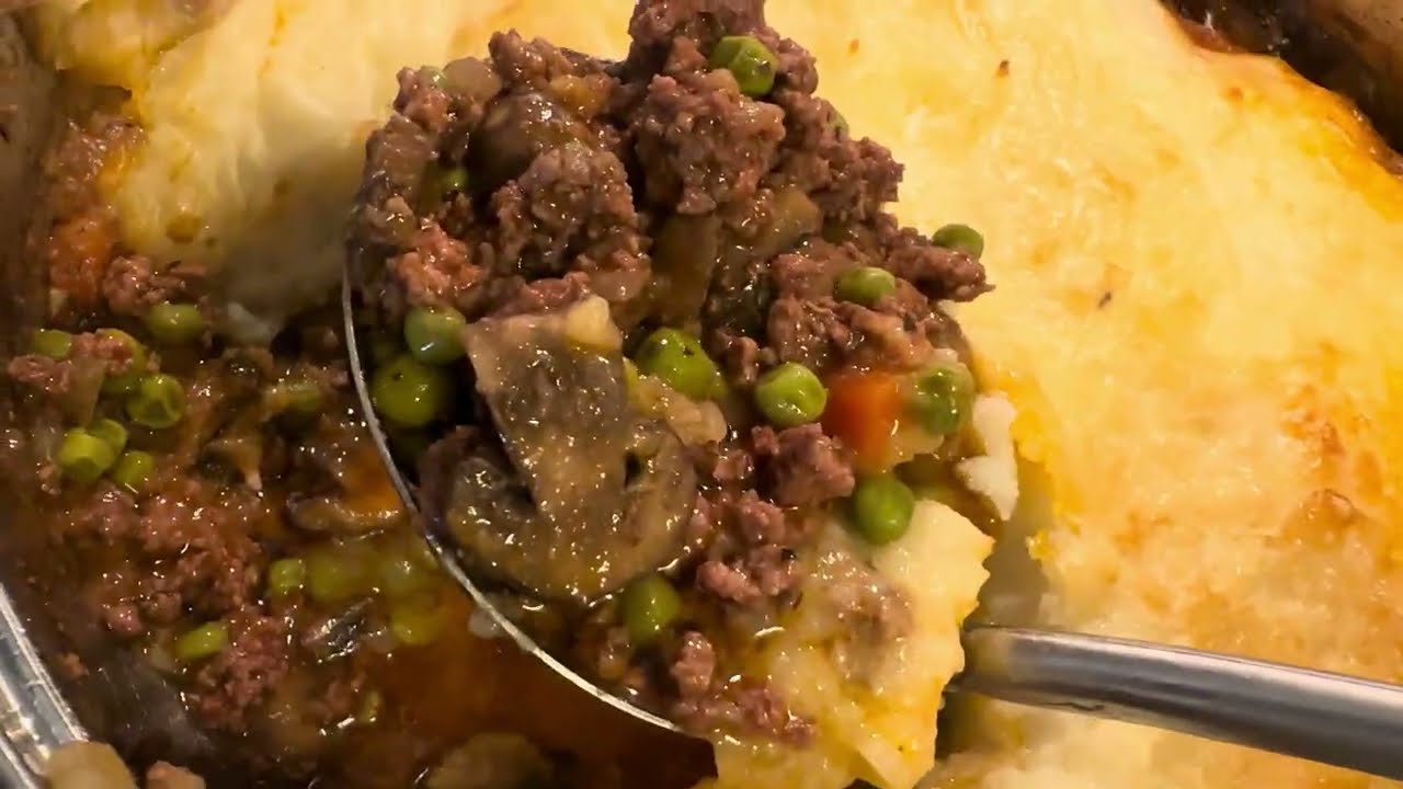 This Homemade Shepherd’s Pie Will Be Your New Comfort Food Obsession- Cottage Pie, historically. 