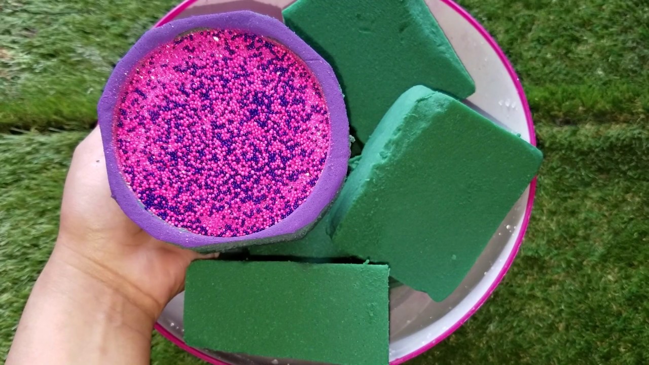 Glitter Bomb & Wet Floral Foam Crushing