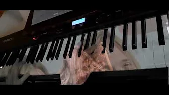 Taylor Hawkins Tribute Video: Foo Fighters — Walk (Diana Keys and Electric Master Remix) RIP.