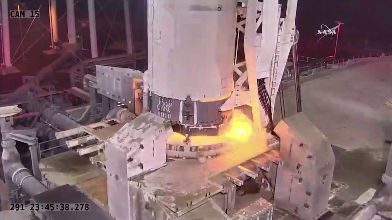 Video till Antares har lyft mot rymden igen