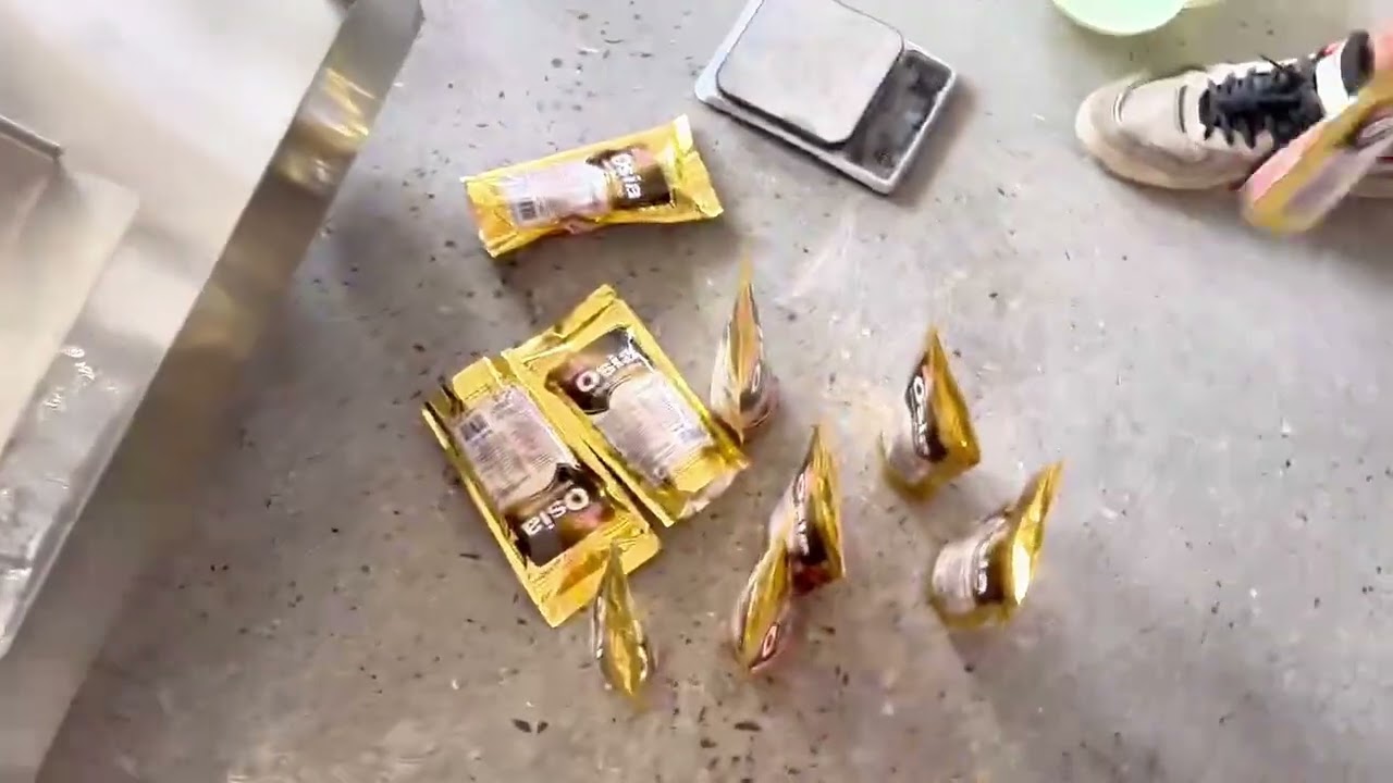 Automatic Seasoning powder doypack packing machine Flour starch baking powder packing fillingmachine