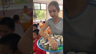 ไปถวายเพลราะสามเณรกันค่า #trending #trend #food #foodie #foodlover #foodshow #travel