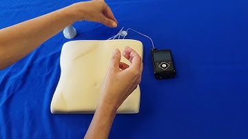 Inbrengen van de MiniMed™ Mio Advance™ Infusieset