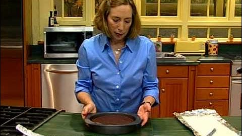 Baking Magic Tips 04 - the secret to getting perfectly even cake layers