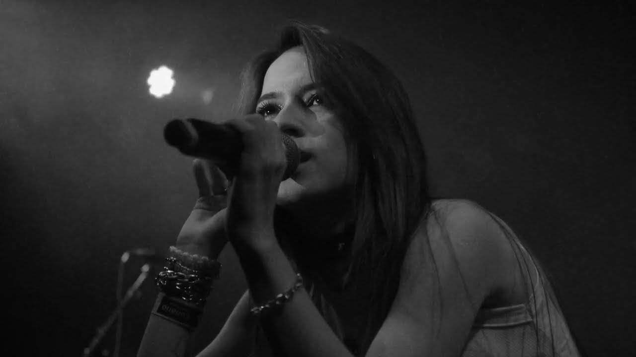 Moorelo - Vacío (Video oficial)