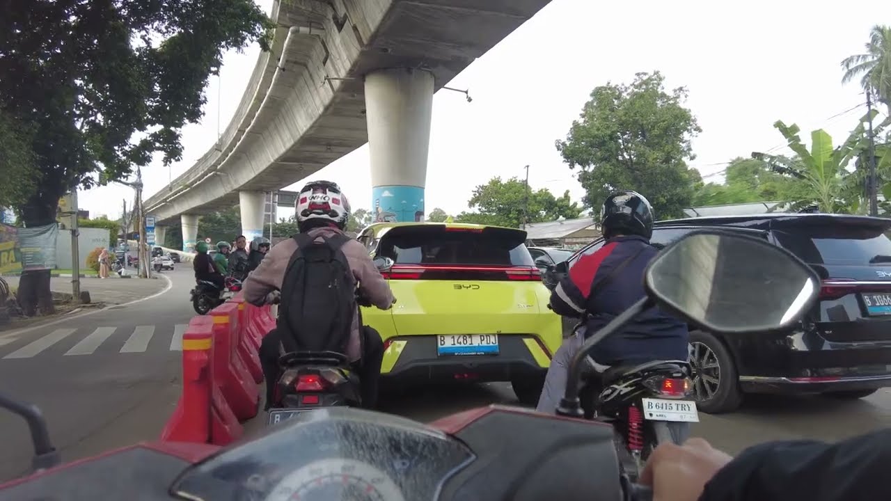 Motovlog Day 6 of Fasting Afternoon Trip from Jl Kenanga Ampera to Permata Hijau | Jakarta Street