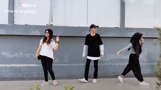 Story wa tik tok keren 'hoax'